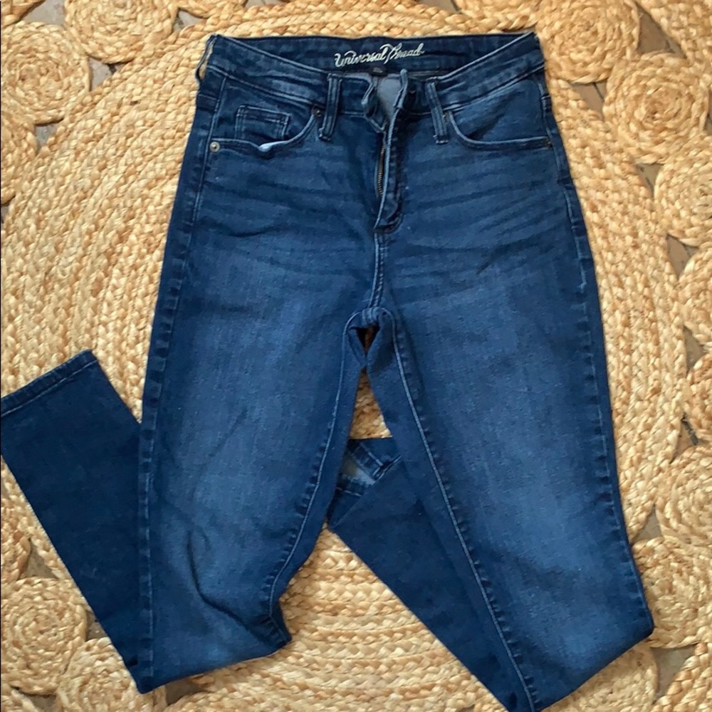 Women’s universal thread jeans